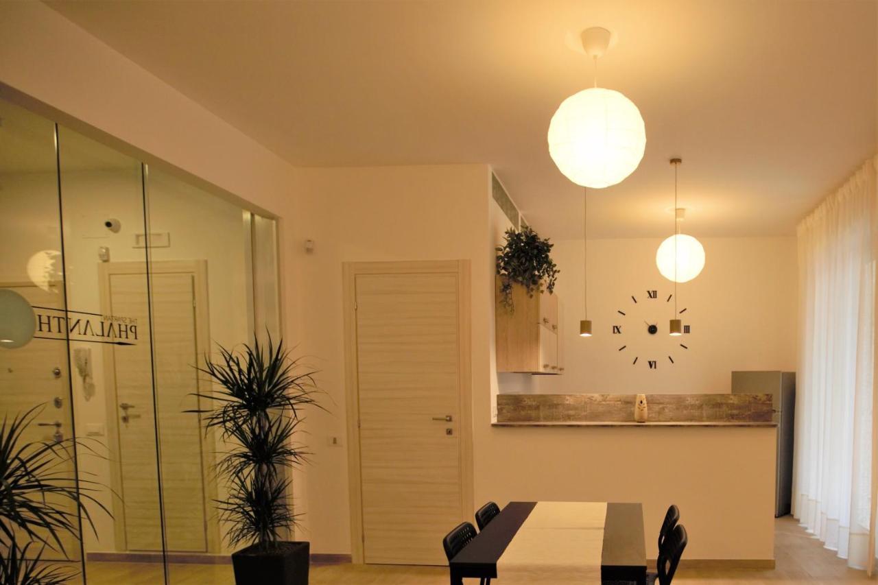 Phalanthos Taranto B&B 외부 사진